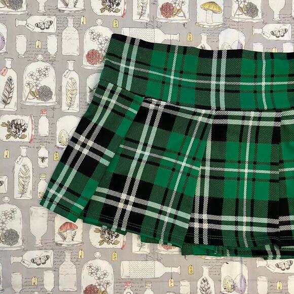 Green Plaid Mini Skirt - Picture 2 of 5